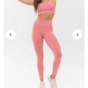 Ovi Soft Pink Women's Leggings and sports bra set